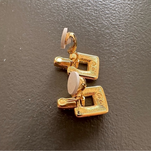 Swarovski Swan Couture Pave Crystal Gold Art Deco Drop Dangle Clip On Earrings - Picture 16 of 16